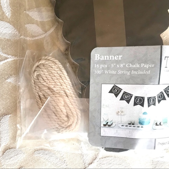 🆕 Chalk Board Bunting Banner 32 pc. 2 pk. scallop - Picture 5 of 5